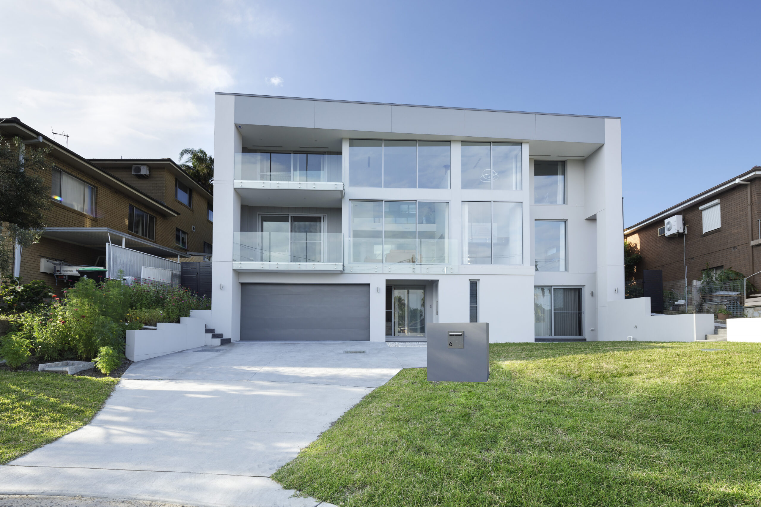 Brookvale Modern: house exterior showing 3 levels