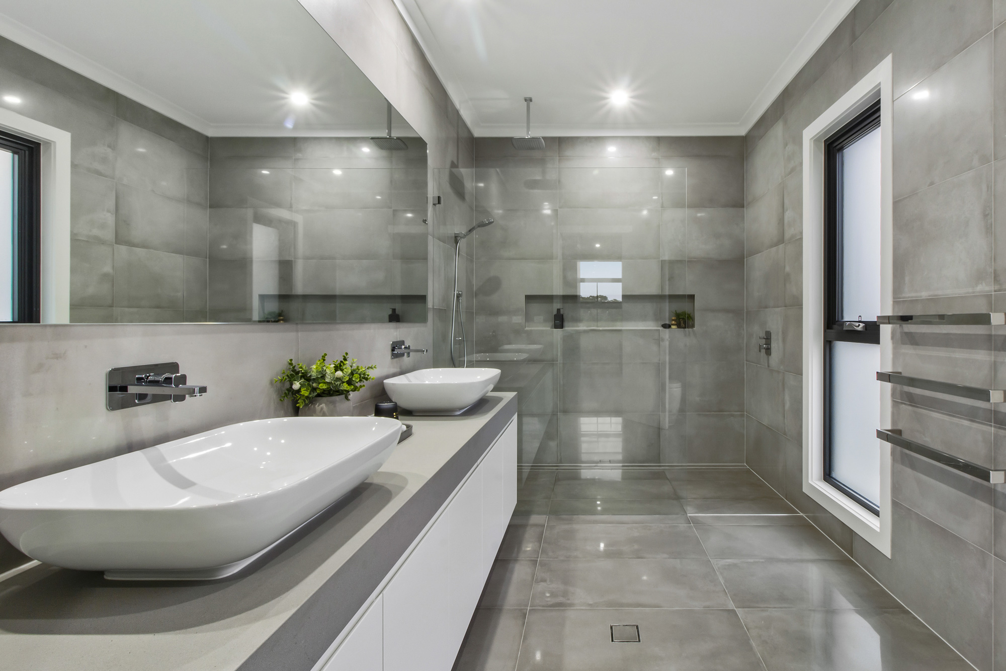 Glenhaven Modern Contemporary: expansive bathroom with double sinks