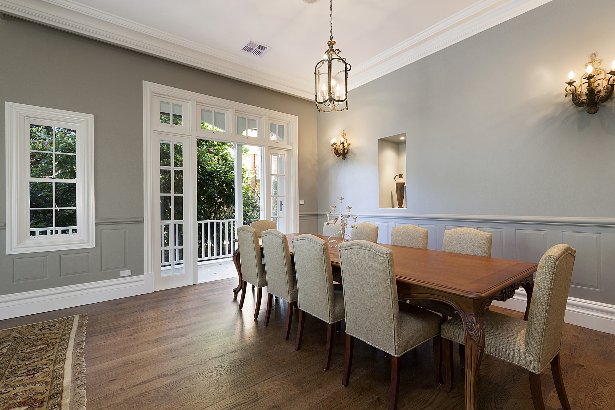 Seaforth Hamptons: Living area with charming details