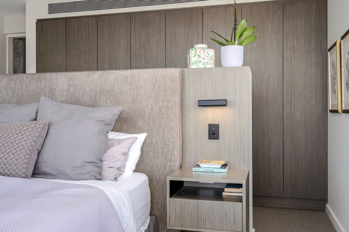 Vaucluse Ultra Modern: bedroom with custom joinery
